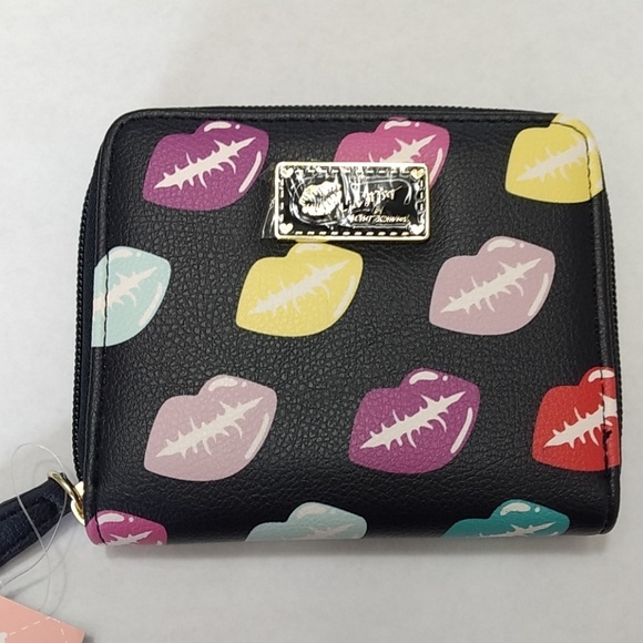 Betsey Johnson Handbags - Betsey Johnson lips wallet